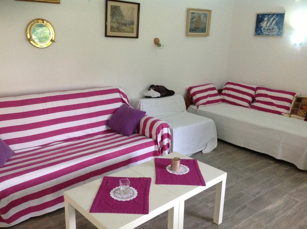 Holiday House Altea بنجول الغرفة الصورة